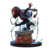 Load image into Gallery viewer, Miles Morales Spider-Man Q-Fig Elite Diorama by QMx
